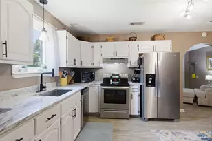 5655 J V Woolley Rd, Crestview, FL 32539 - Photo 11