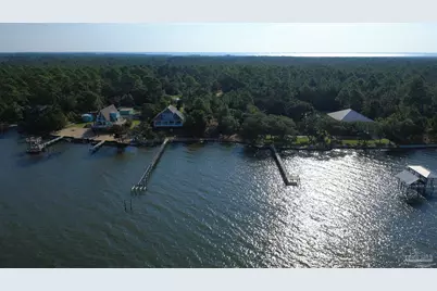879 Dolphin Rd, Milton, FL 32583 - Photo 11