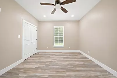 9242 Sage Forest Ln, Pace, FL 32571 - Photo 23