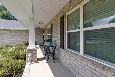 5605 Tucker Cir, Pace, FL 32571 - Photo 5