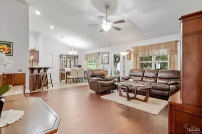 5605 Tucker Cir, Pace, FL 32571 - Photo 7