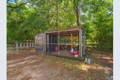 5692 Pine Ridge Dr, Milton, FL 32570 - Photo 43