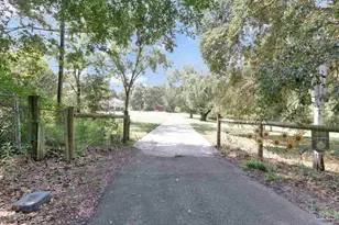 500 Petty Dr, Cantonment, FL 32533 - Photo 9