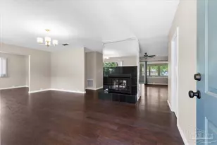 7310 W Jackson St, Pensacola, FL 32506 - Photo 11