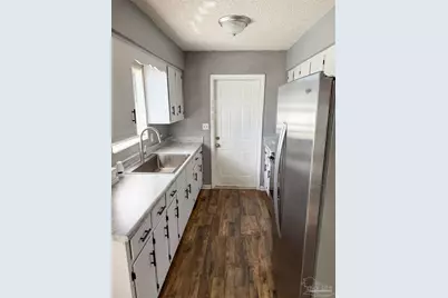 6255 Memphis Ave, Pensacola, FL 32526 - Photo 3