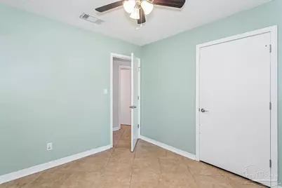 5389 Camille Gardens Cir, Milton, FL 32570 - Photo 17