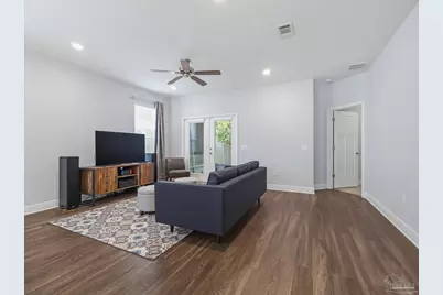 5757 Blackhorse Cir, Pensacola, FL 32526 - Photo 31