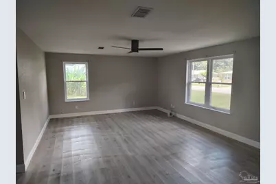 7070 Coronado Dr, Pensacola, FL 32526 - Photo 5