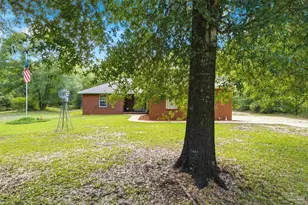 4526 Bryant Bridge Rd, Holt, FL 32564 - Photo 9