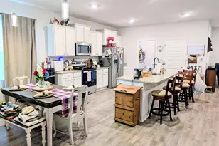 7867 White Ash Ct, Milton, FL 32583 - Photo 3