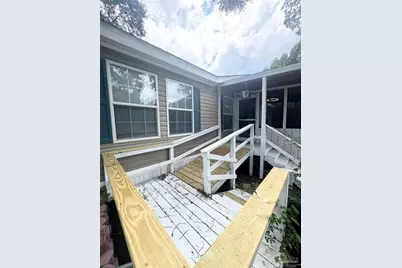 1002 Mills Ave, Pensacola, FL 32507 - Photo 3