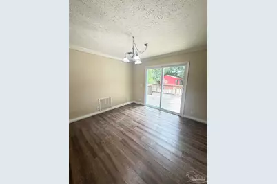 1002 Mills Ave, Pensacola, FL 32507 - Photo 7