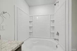 5886 Blackhorse Cir, Pensacola, FL 32526 - Photo 39