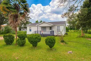 2451 Green Village Rd, McDavid, FL 32568 - Photo 1