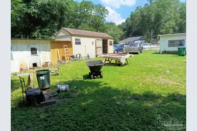 6329 Simpson Dr, Milton, FL 32570 - Photo 3