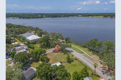 315 SE Kalash Rd, Pensacola, FL 32507 - Photo 9