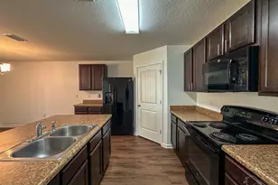 2123 Waltham St, Pensacola, FL 32505 - Photo 3