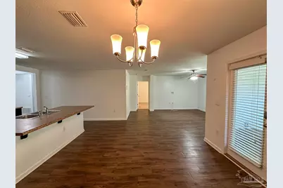2123 Waltham St, Pensacola, FL 32505 - Photo 5