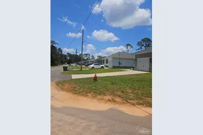 5159 Santa Monica St, Milton, FL 32570 - Photo 5