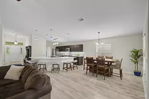 8193 Sierra St, Navarre, FL 32566 - Photo 13