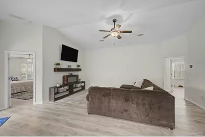 8193 Sierra St, Navarre, FL 32566 - Photo 15