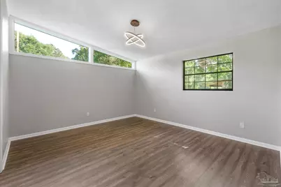 910 Artesian Ave, Pensacola, FL 32505 - Photo 13