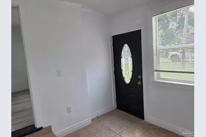203 Henry St, Pensacola, FL 32507 - Photo 9