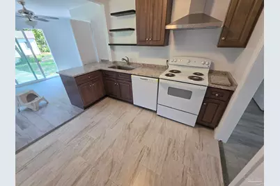 203 Henry St, Pensacola, FL 32507 - Photo 45