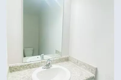 710-E Giese Ln, Pensacola, FL 32506 - Photo 11