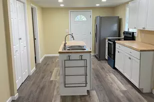 2321 W De Soto St, Pensacola, FL 32505 - Photo 7