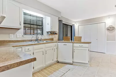 7706 Beechwood Dr, Pensacola, FL 32514 - Photo 21