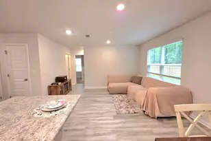 5792 Belmont Stakes Rd, Pensacola, FL 32526 - Photo 3