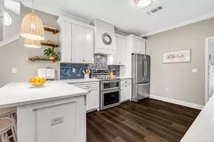 554 Downhaul Dr, Pensacola, FL 32507 - Photo 11