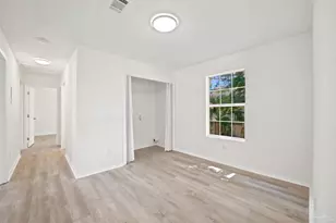 1805 Dr Martin Luther King Jr Dr, Pensacola, FL 32503 - Photo 13