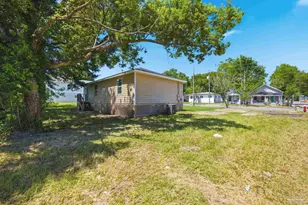 1805 Dr Martin Luther King Jr Dr, Pensacola, FL 32503 - Photo 29