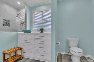 4126 Oak Pointe Dr, Gulf Breeze, FL 32563 - Photo 19