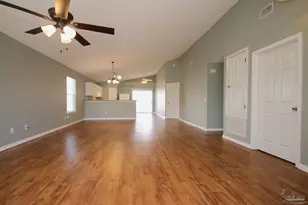 386 Mizzen Ln, Pensacola, FL 32507 - Photo 3