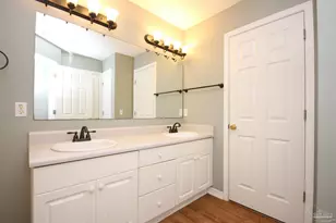 386 Mizzen Ln, Pensacola, FL 32507 - Photo 13