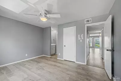 200 Pensacola Beach Blvd, Gulf Breeze, FL 32561 - Photo 19