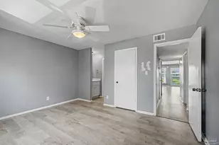 200 Pensacola Beach Blvd, Gulf Breeze, FL 32561 - Photo 19
