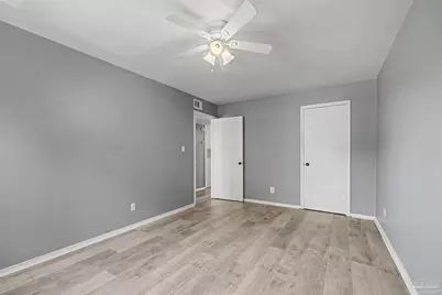 200 Pensacola Beach Blvd, Gulf Breeze, FL 32561 - Photo 17