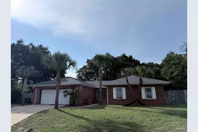 701 Southern Ct, Gulf Breeze, FL 32561 - Photo 1