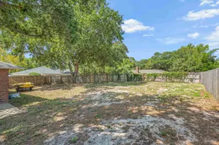 701 Southern Ct, Gulf Breeze, FL 32561 - Photo 41