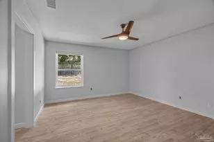 701 Southern Ct, Gulf Breeze, FL 32561 - Photo 25