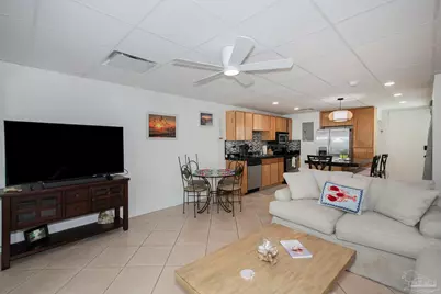 201 Pensacola Beach Rd #B18, Gulf Breeze, FL 32561 - Photo 11