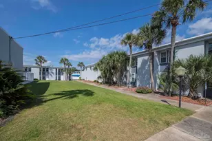 201 Pensacola Beach Rd, Gulf Breeze, FL 32561 - Photo 1