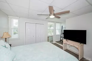 201 Pensacola Beach Rd, Gulf Breeze, FL 32561 - Photo 21