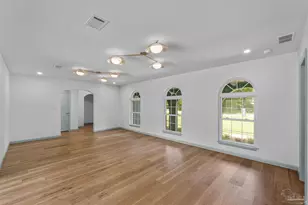 2295 N 20th Ave, Pensacola, FL 32503 - Photo 7