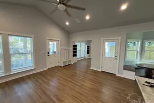 159 S I St, Pensacola, FL 32502 - Photo 5