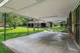 7621 Lodge Dr, Century, FL 32535 - Photo 13